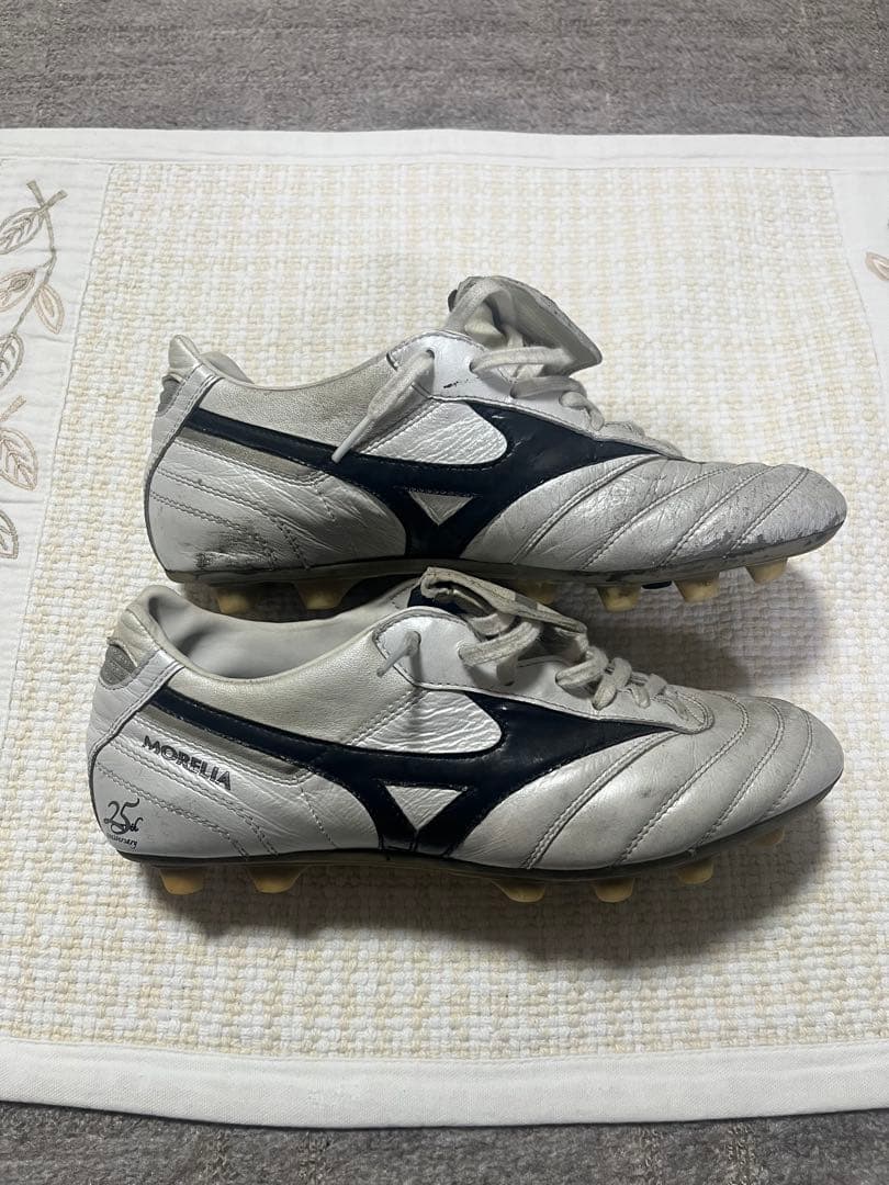 ミズノモレリア 25周年モデル　25.5センチ