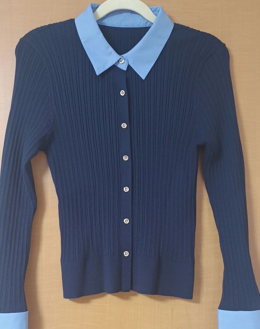 ジャスグリッティー　配色シャツカラー長袖ニット