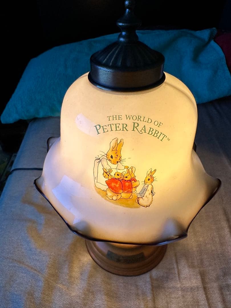 Peter rabbit スタンドランプ