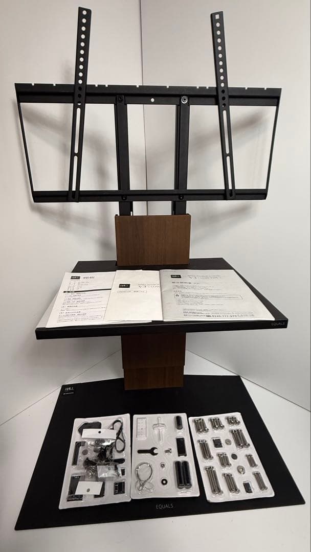 EQUALS WALL V3 ロータイプ　棚板　付き