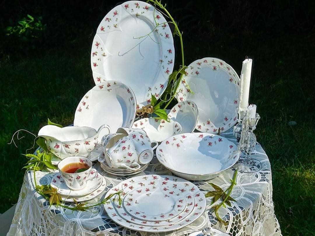 希少♡英国製 Rosalie可憐な花びら皿のフルセット8枚