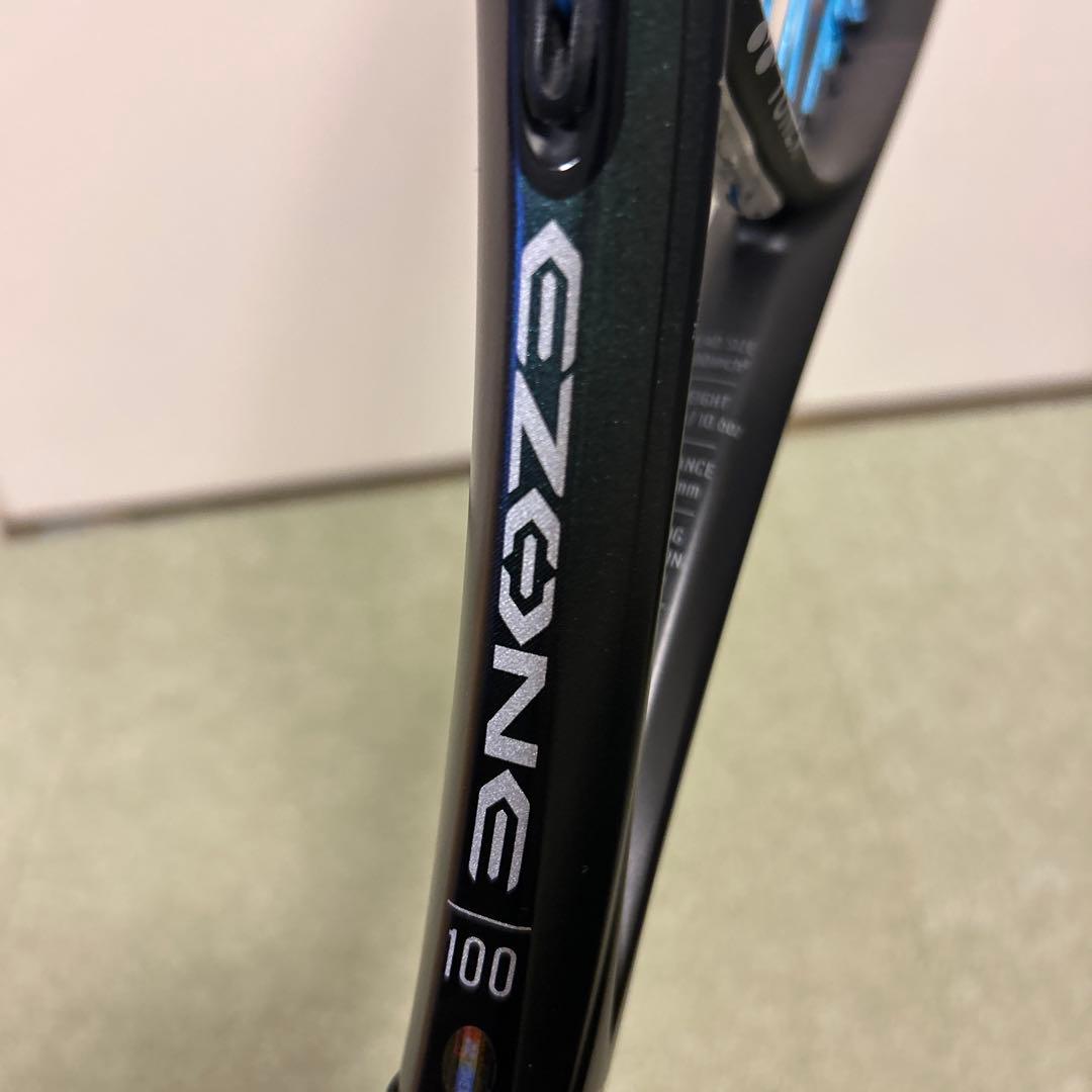 ヨネックス EZONE 100 硬式ラケット