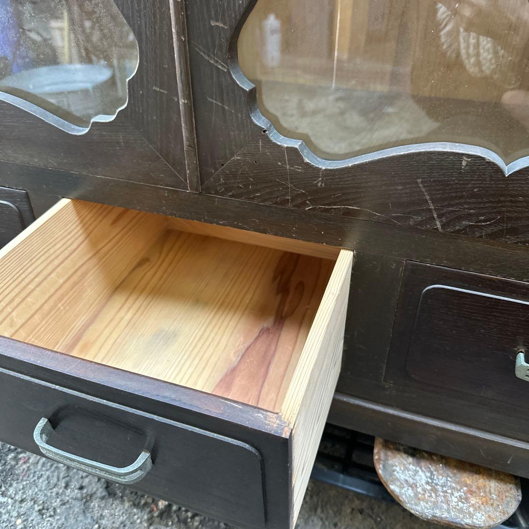 更にお値下げ❣️ヴィンテージとっても素敵な書棚ガラス棚食器棚に！