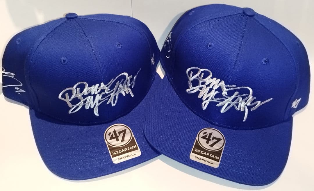 47 CAPTAIN サイン入り青キャップ