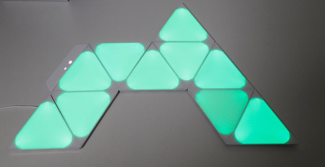 Nanoleaf Shapes ミニトライアングル　拡張パック 10枚入り　B