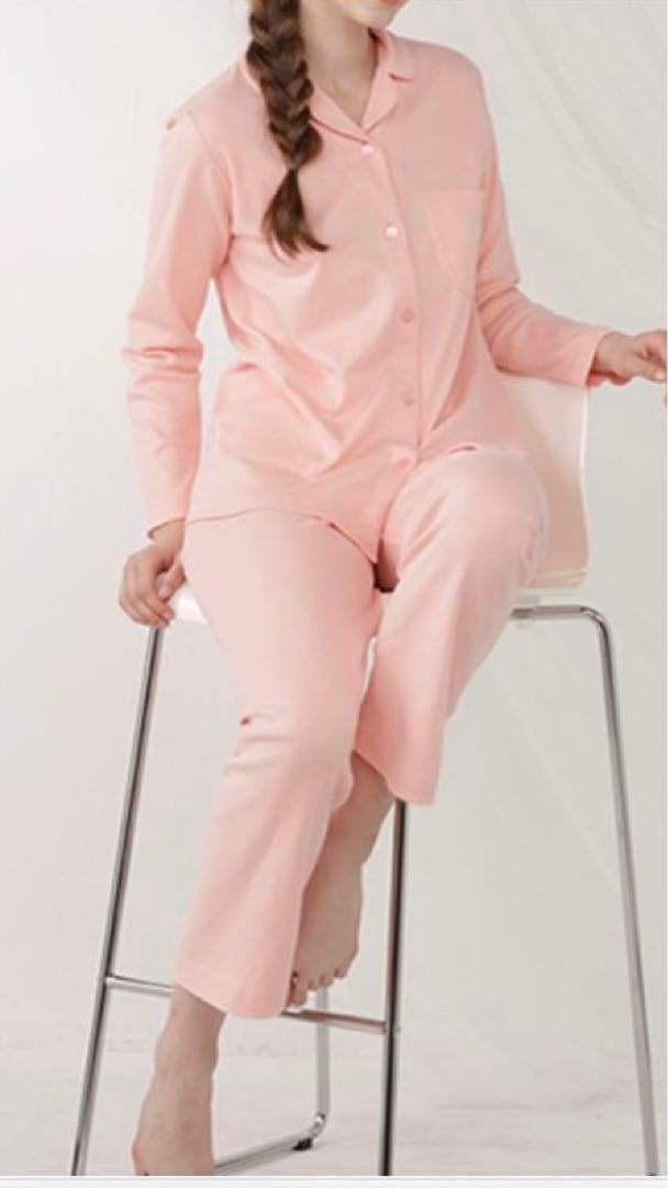 フリープ　fleep 長袖　パジャマ上下　　　　綿100% 新品未使用タグ付き