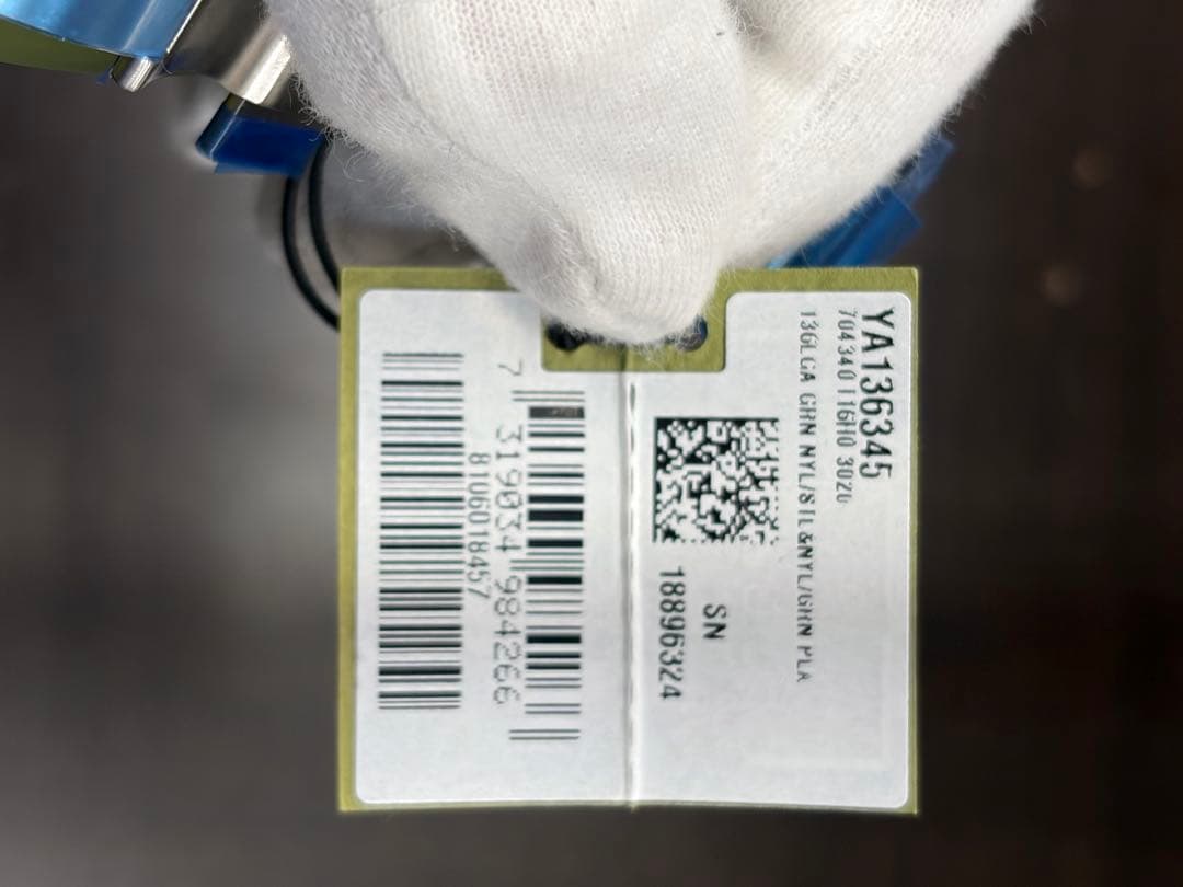 GUCCI 自動巻き腕時計 YA136345