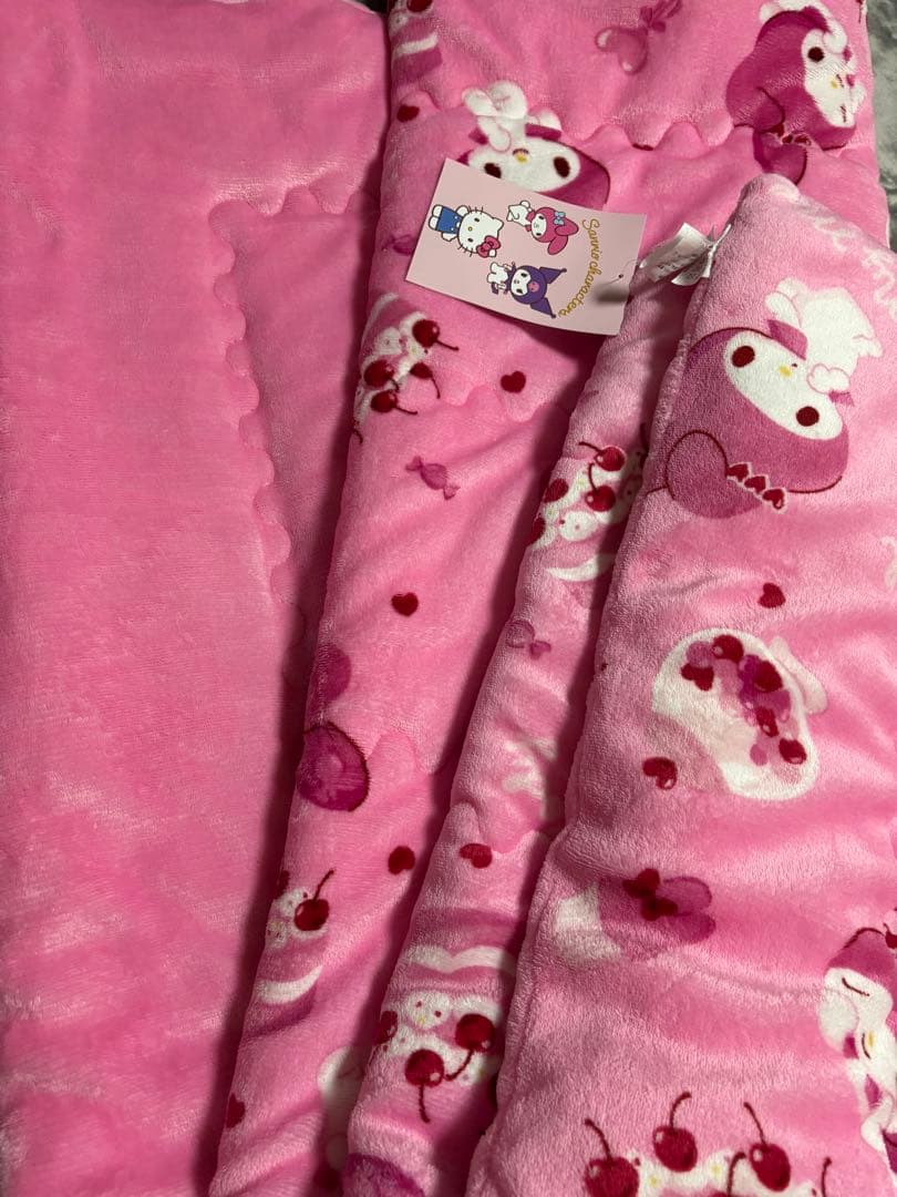 マイメロ　こたつ布団　正方形