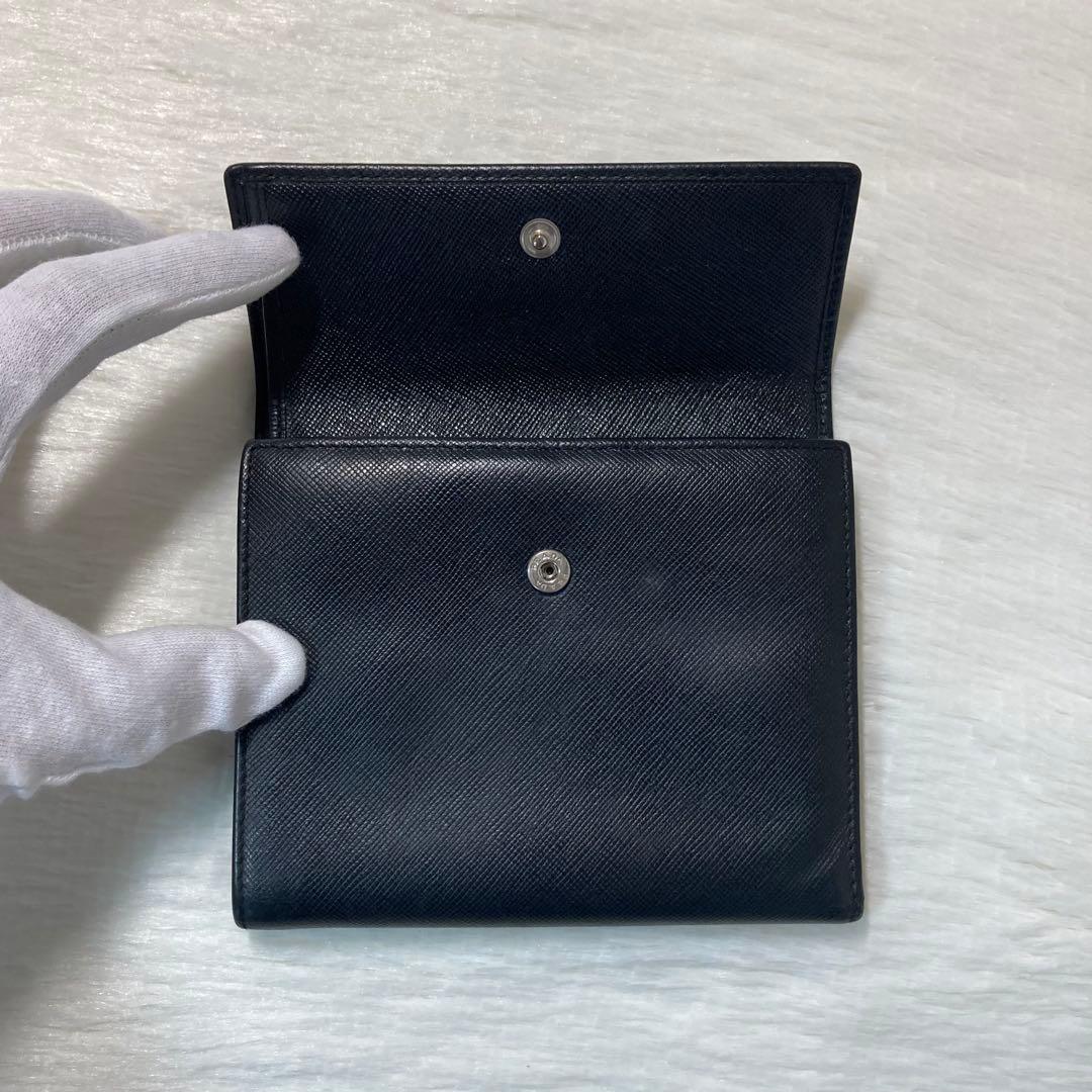 早い者勝ち　美品　PRADA プラダ　二つ折り　財布　三つ折り　三角ロゴ　黒