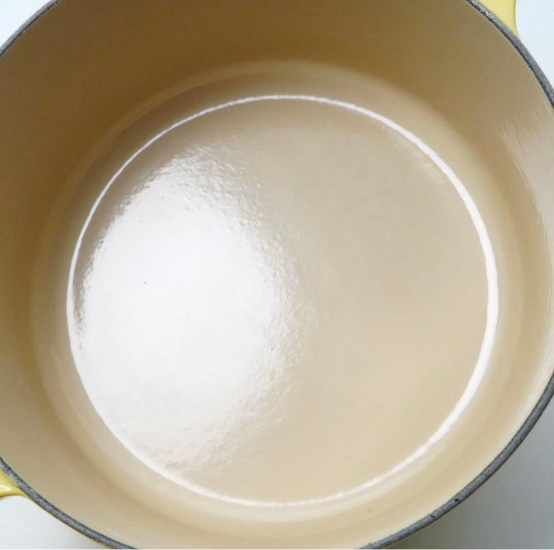 【美品】LE CREUSET　シグニチャーココット ロンド ソレイユ　22cm