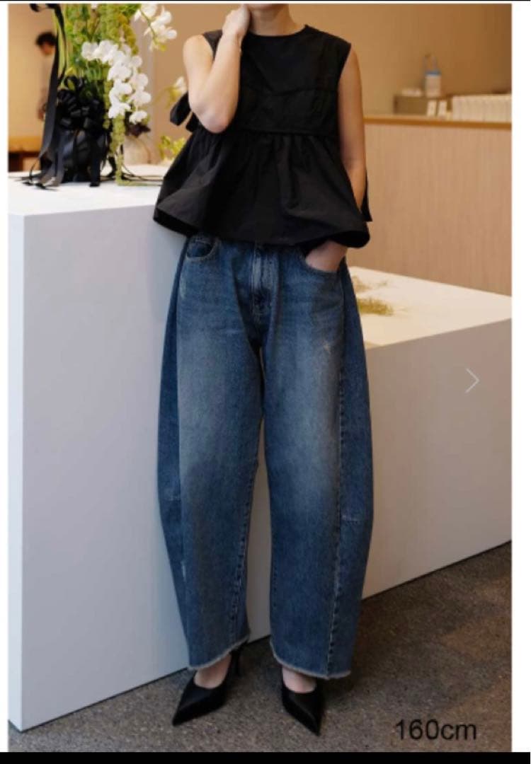 machatt カーブデニム　新品　デニム　36