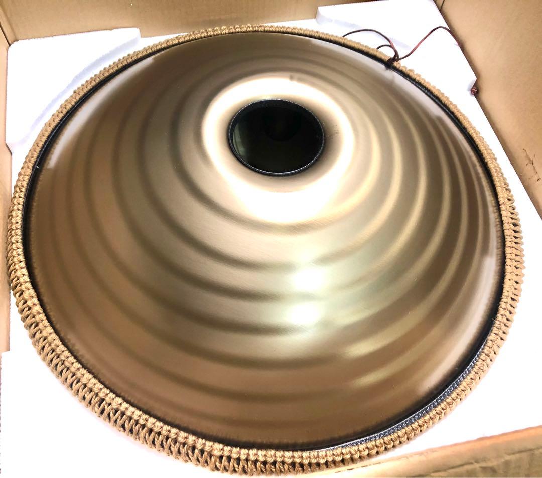 ハンドパン　56センチ10音A＝432Hz美しいゴールドの渦巻き模様　Dマイナー