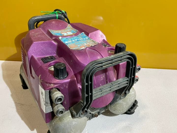 HITACHIエアーコンプレッサー