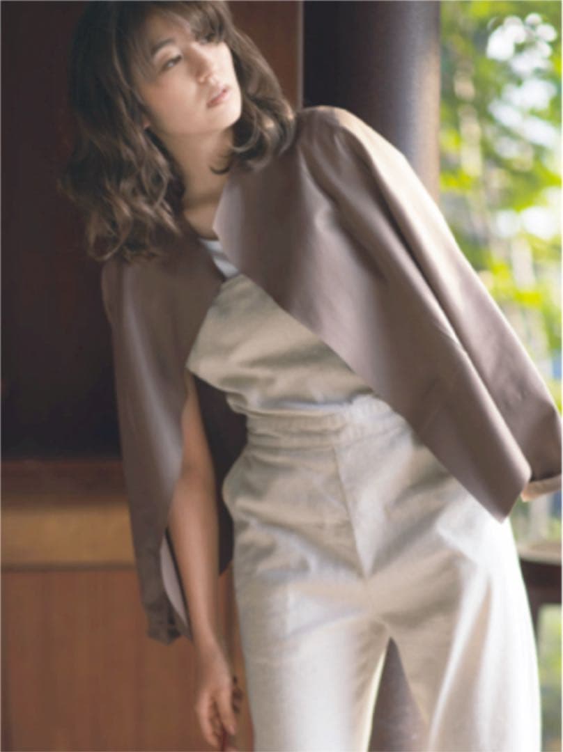 専用　　　　　　　　　ディノス ゴートレザードレープカラージャケット グレージュ