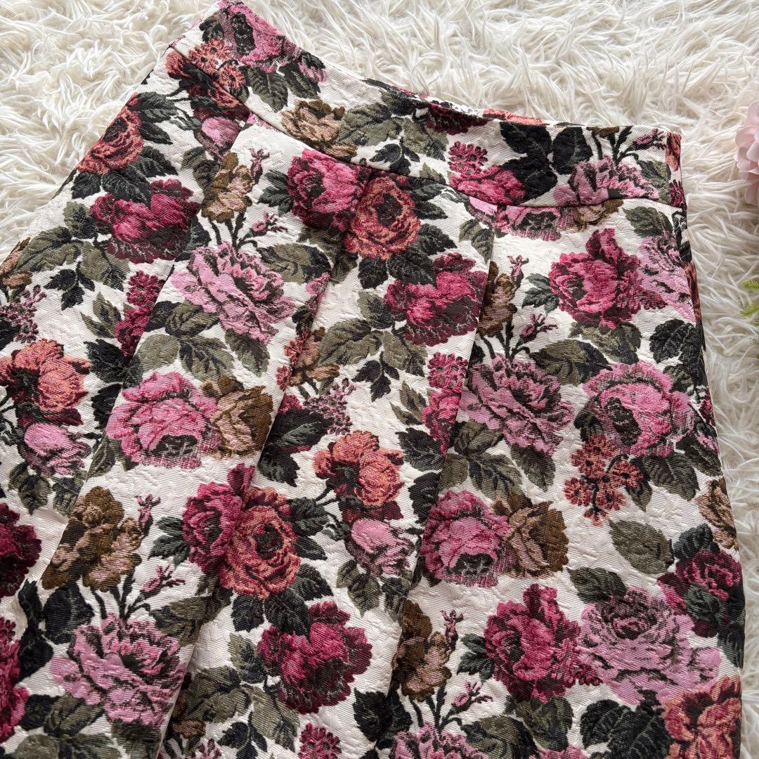 【美品】薔薇　ゴブラン調プリントタックスカート　エムズグレイシー　20年　36