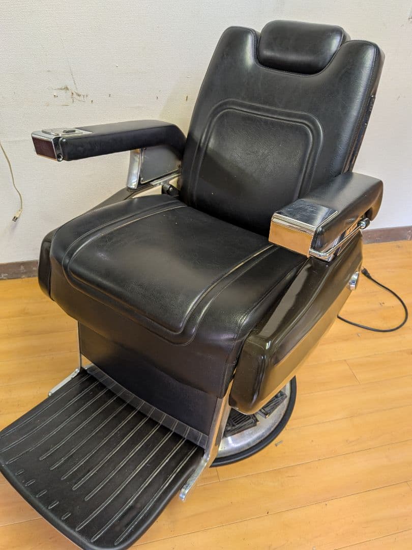 希少！タカラベルモント PROSTAFF 879 バーバーチェア