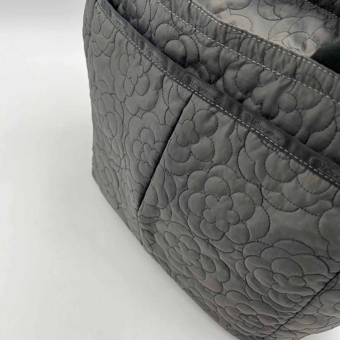 レスポートサック　マザーズバッグ　トートバッグ　A4収納可能　花刺繍　フラワー柄