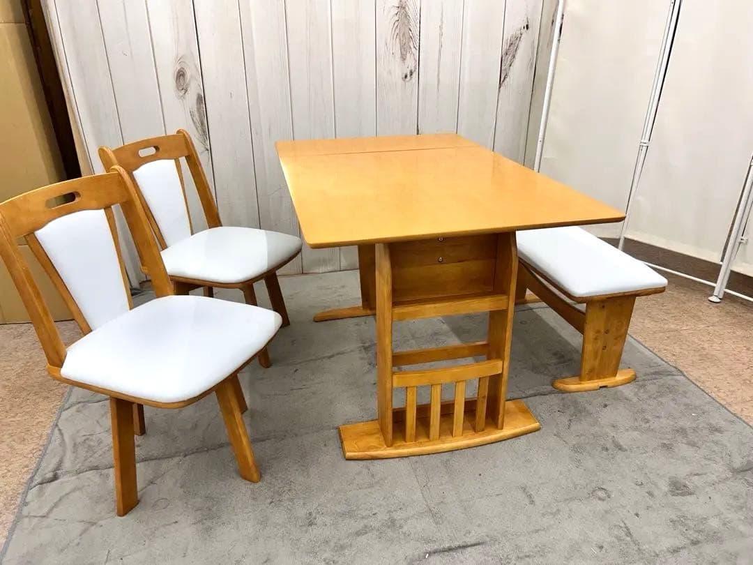 片バタ式ダイニングセット（テーブル・回転チェア×2・ベンチ）