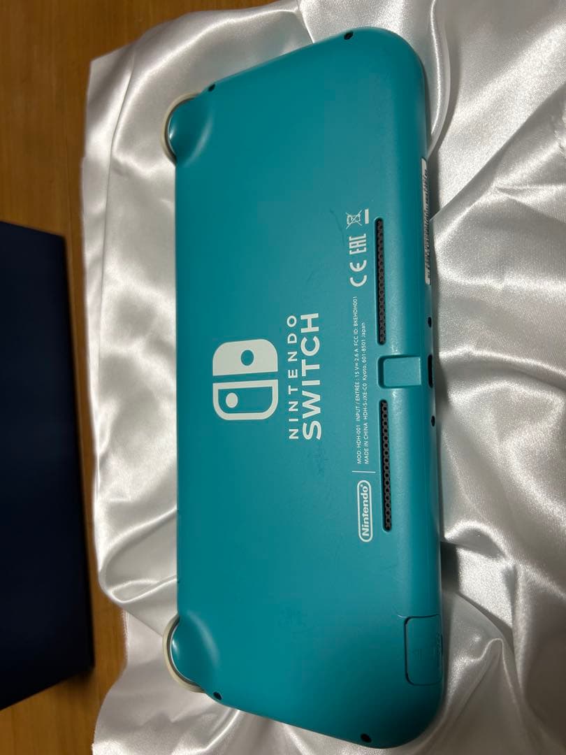 ね*︎様 Nintendo Switch Lite ターコイズ 本体 充電スタン