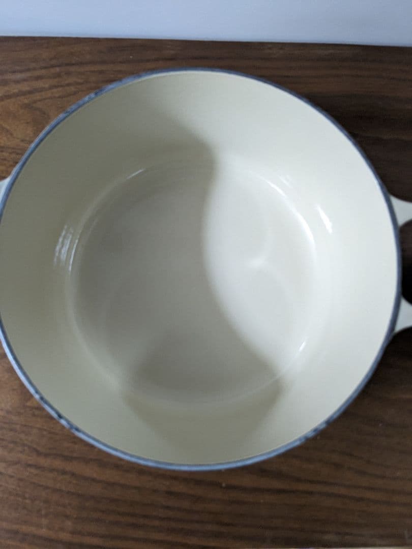 LE CREUSET 鍋（両手鍋22cm）とココットのセット