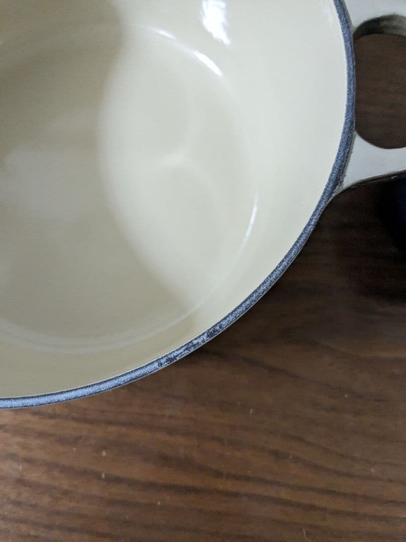 LE CREUSET 鍋（両手鍋22cm）とココットのセット