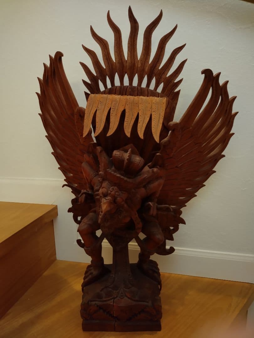 ガルーダの木彫り　100cm 木製スワールムク剤