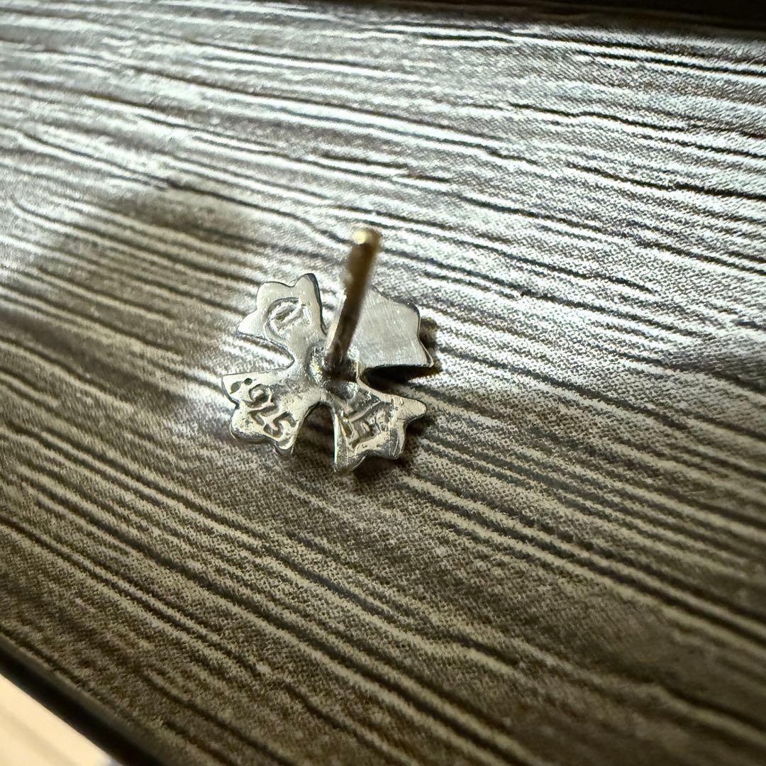 Chrome Hearts CHクロス スタッドピアス