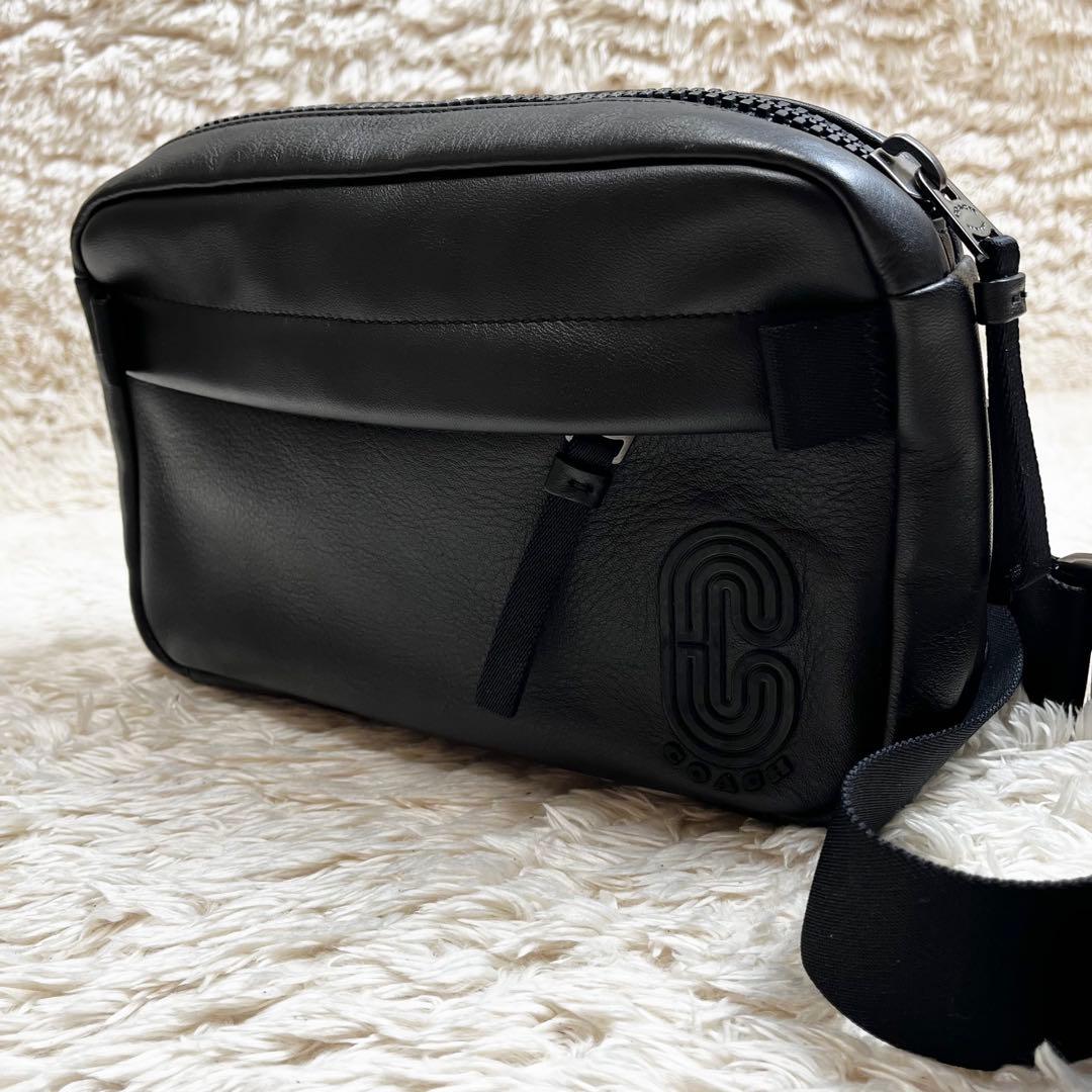 【美品】コーチ　COACH ボディバッグ　スリング　ウエスト　カーフレザー　黒