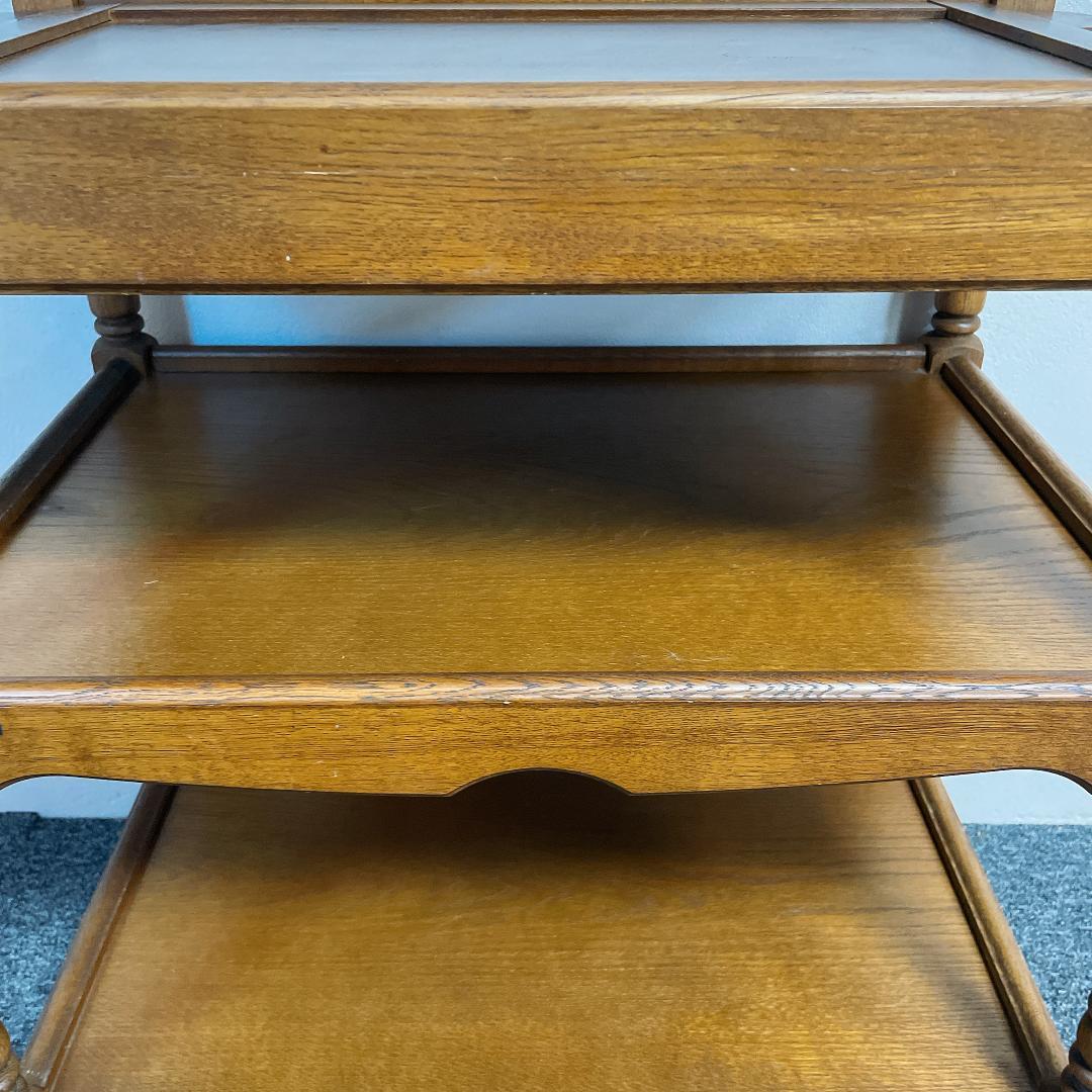 美品　カリモク キッチンワゴン 3段 キャスター アンティーク トレー取外し可