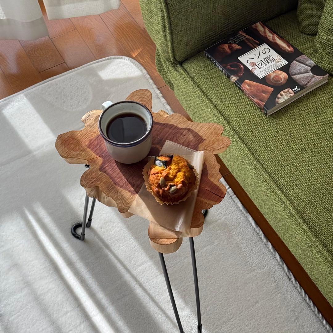 ミニ　コーヒーテーブル　サイドテーブル　切り株　K002