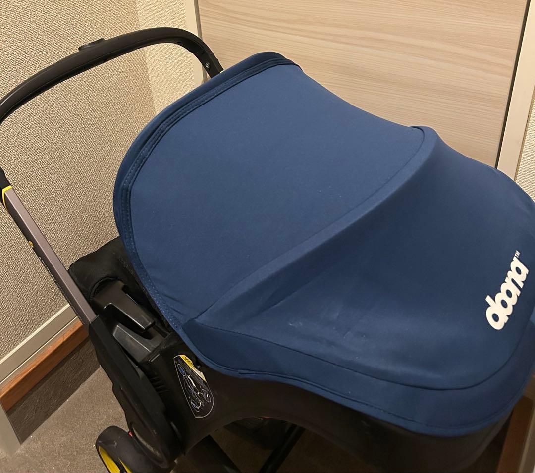 doona ベビーカー 青