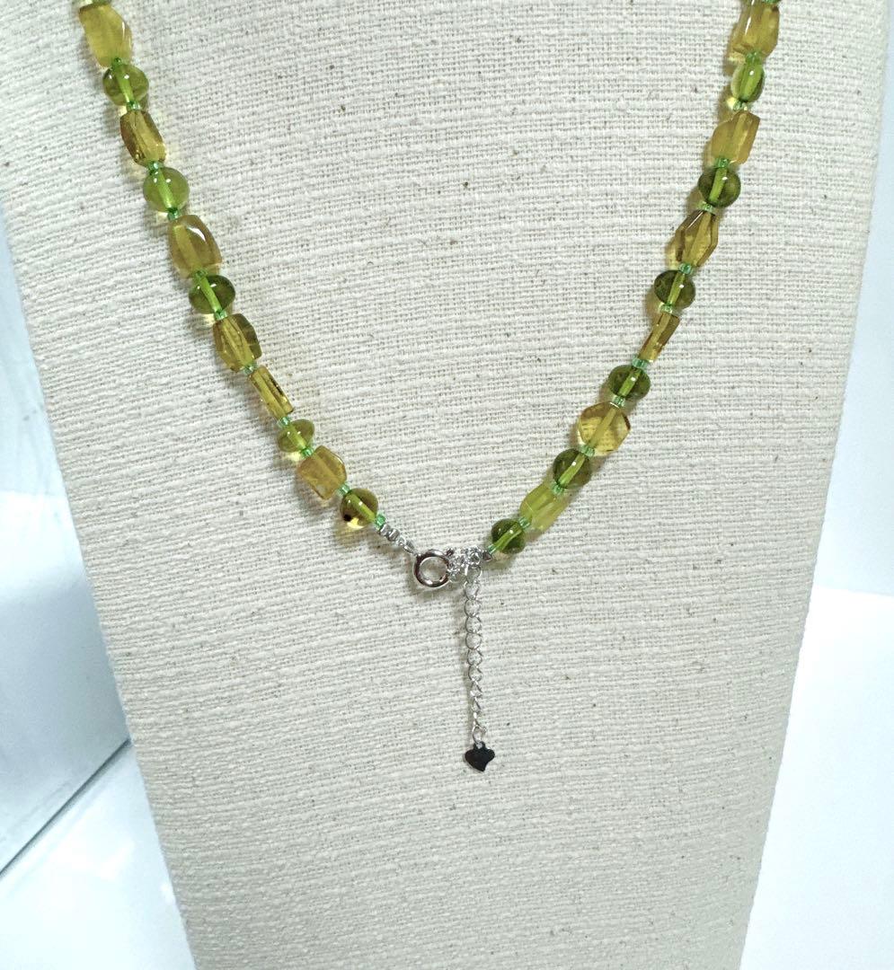 グリーン琥珀ネックレス　グリーンアンバーネックレスNO25-2396