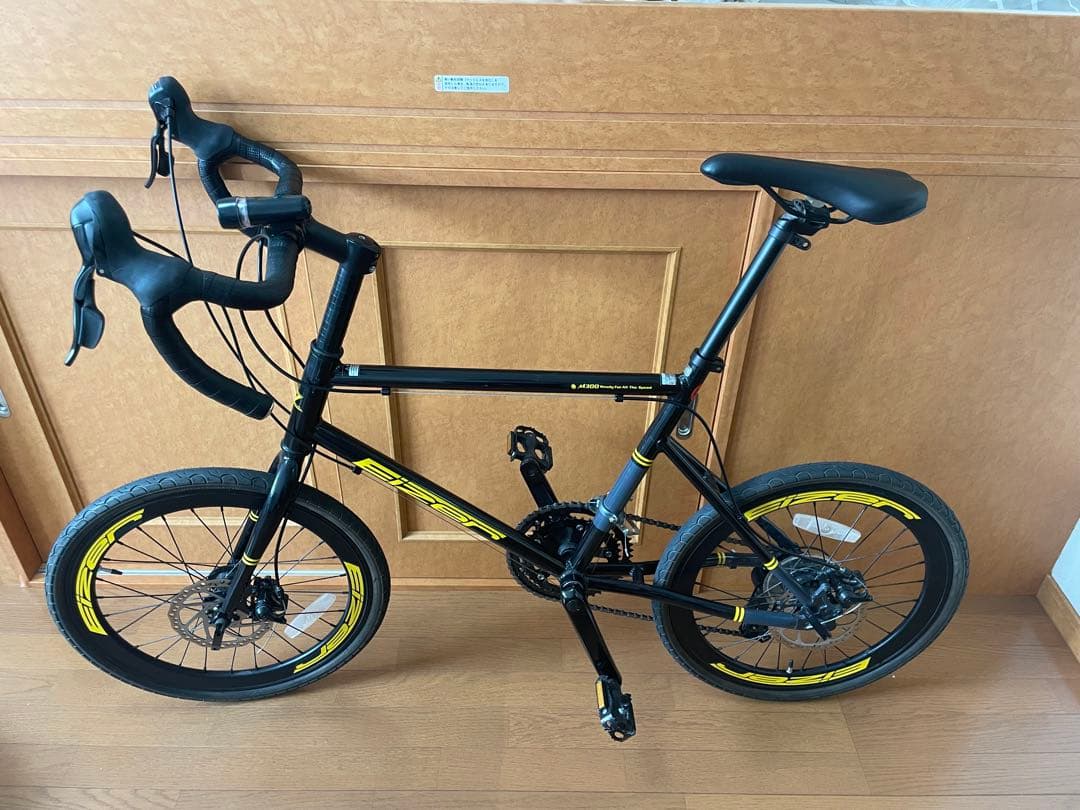 美品　Eizer アイゼル　ミニベロ　ディスクブレーキ