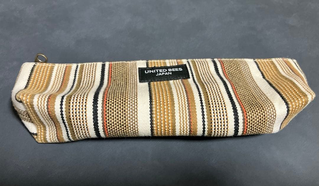 ユナイテッドビーズ　ペンケース　カフェラテ（廃盤）