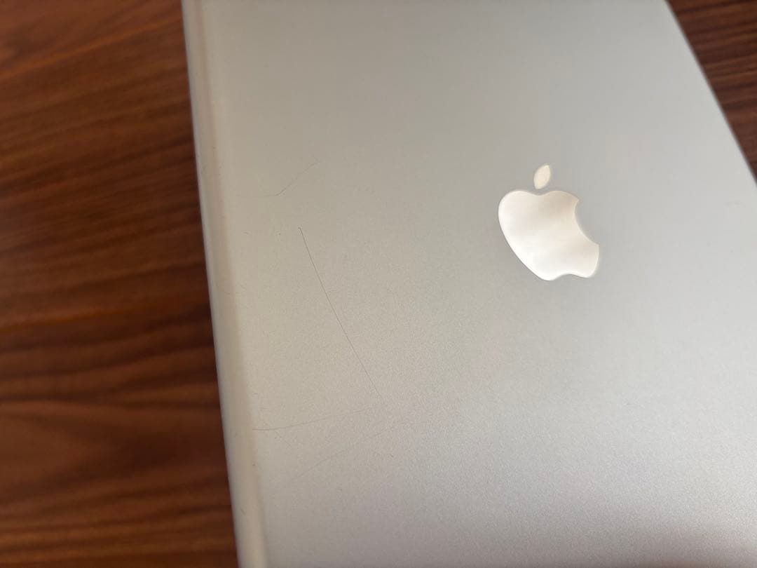 R*i様 iPad 第7世代 10.2 インチ32GB WiFi シルバー箱入り