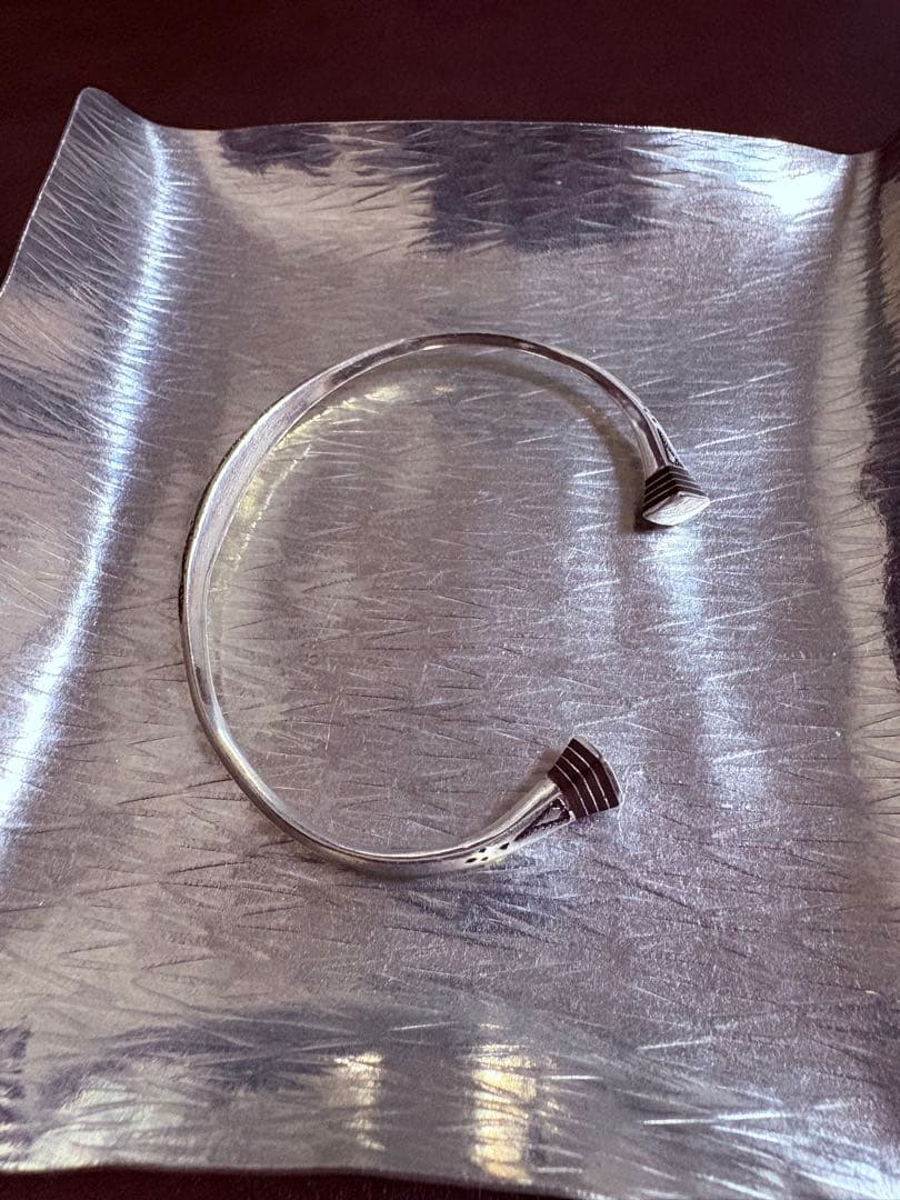 シルバー オープンエンドバングル　Steven Alan