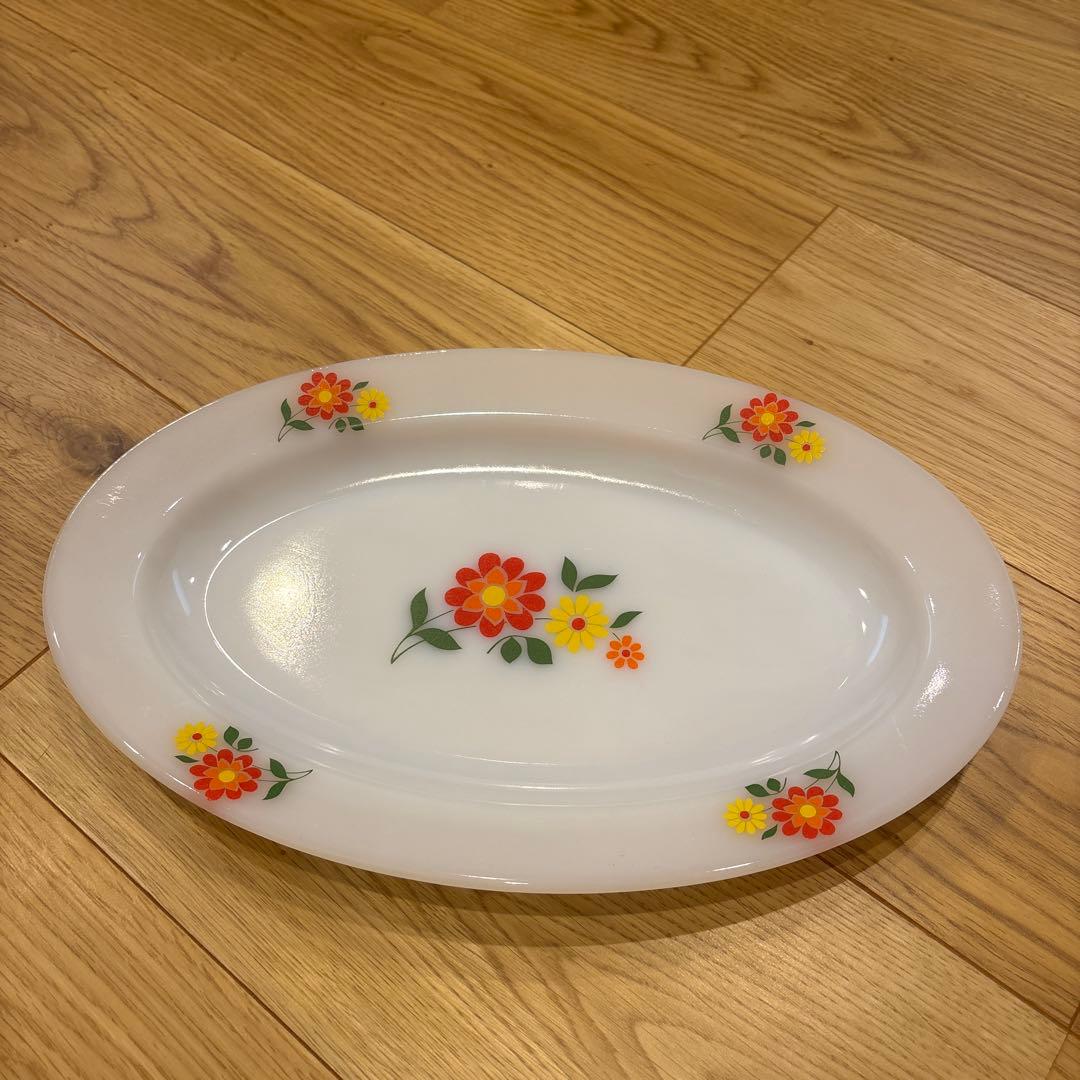 新品　アルコパル　ミルクガラス　花柄　楕円　昭和　アンティーク　レトロ　ババリア