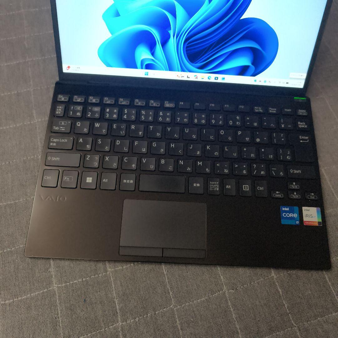 日本製 高級感 VAIO 美品 超軽量 爆速11世代i7 16GB 512GB