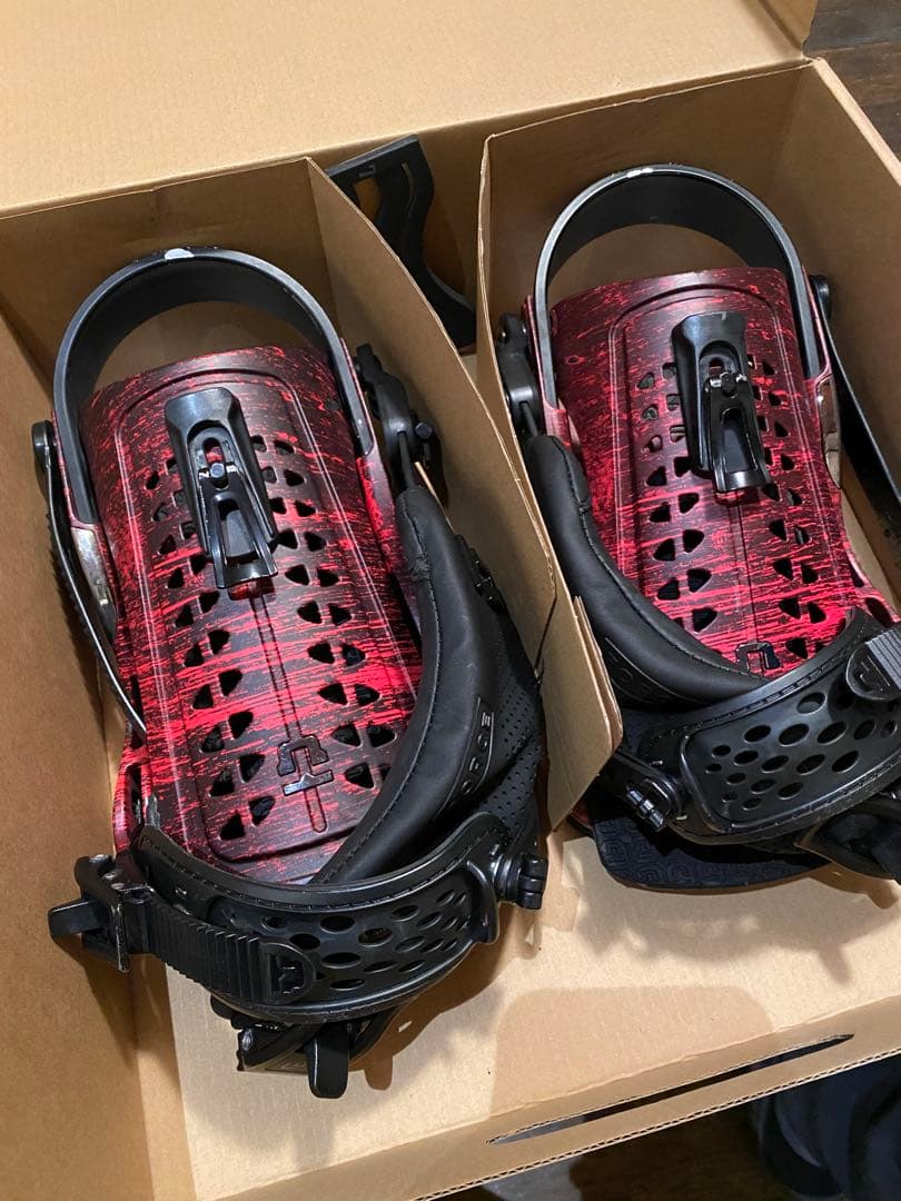 送料込み　UNION FORCE M 使用少　希少カラー　ユニオン