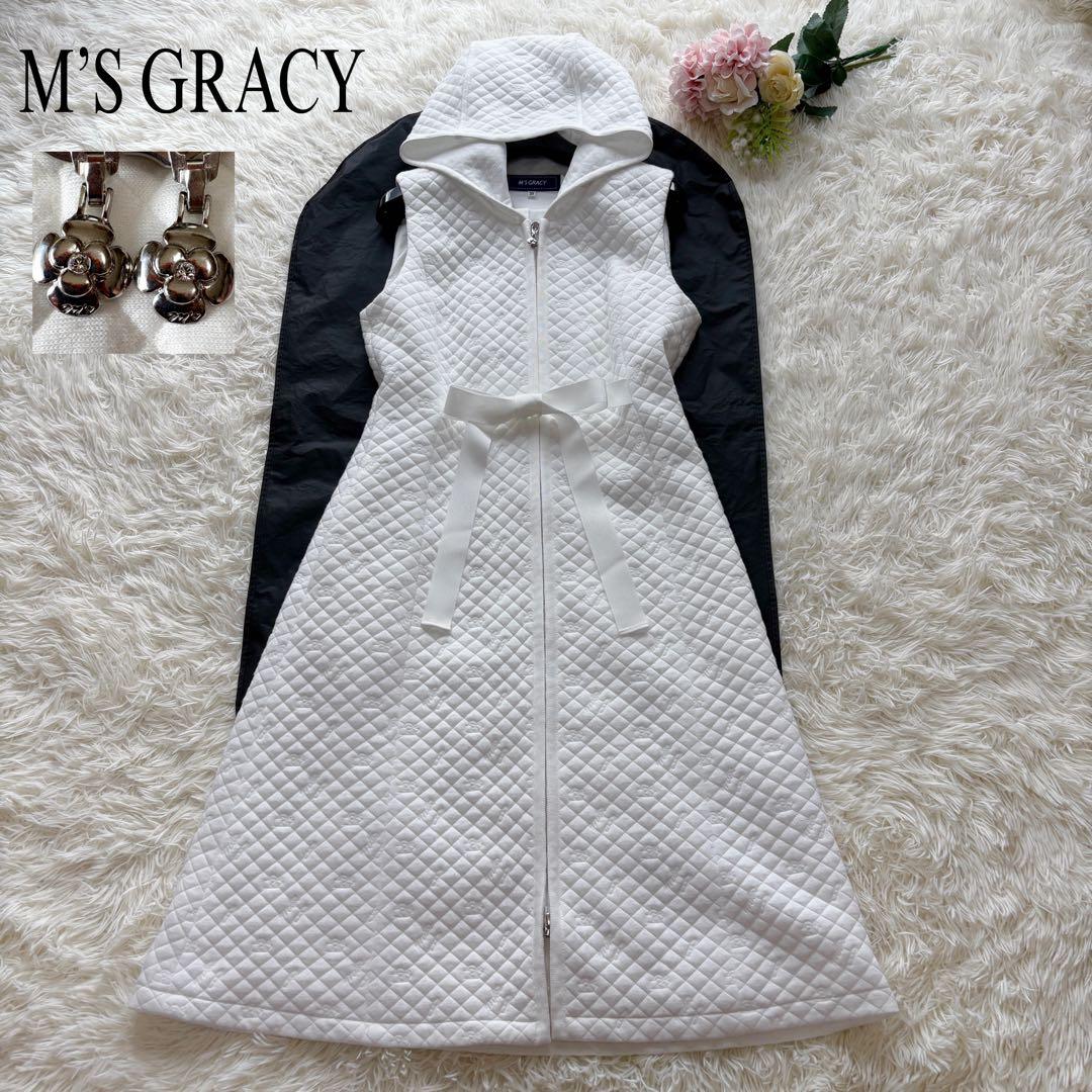 【美品】23年 リボン　カメリアダブルジップ　フード付きキルティングワンピース