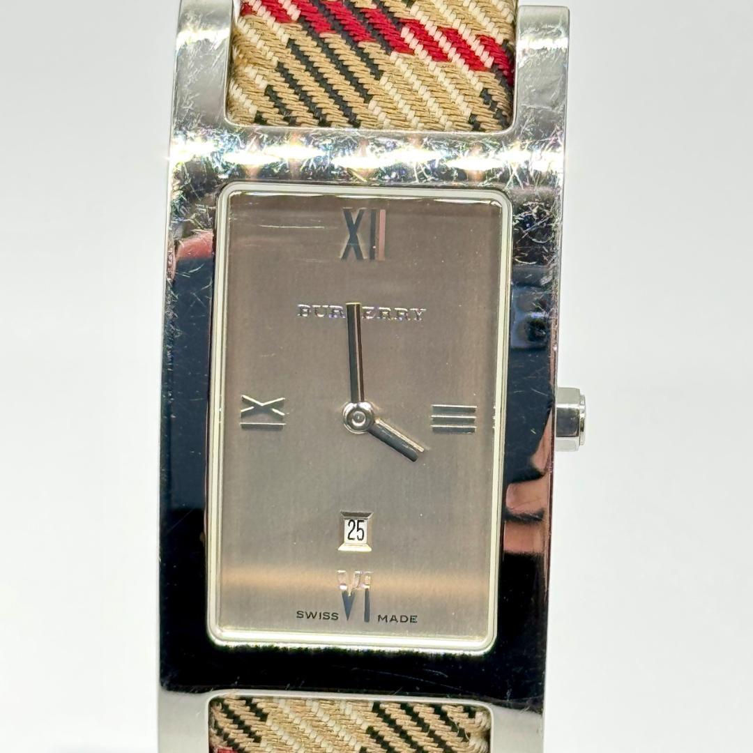 稼働品 Burberry バーバリー 腕時計 デイト ノバチェック クォーツ