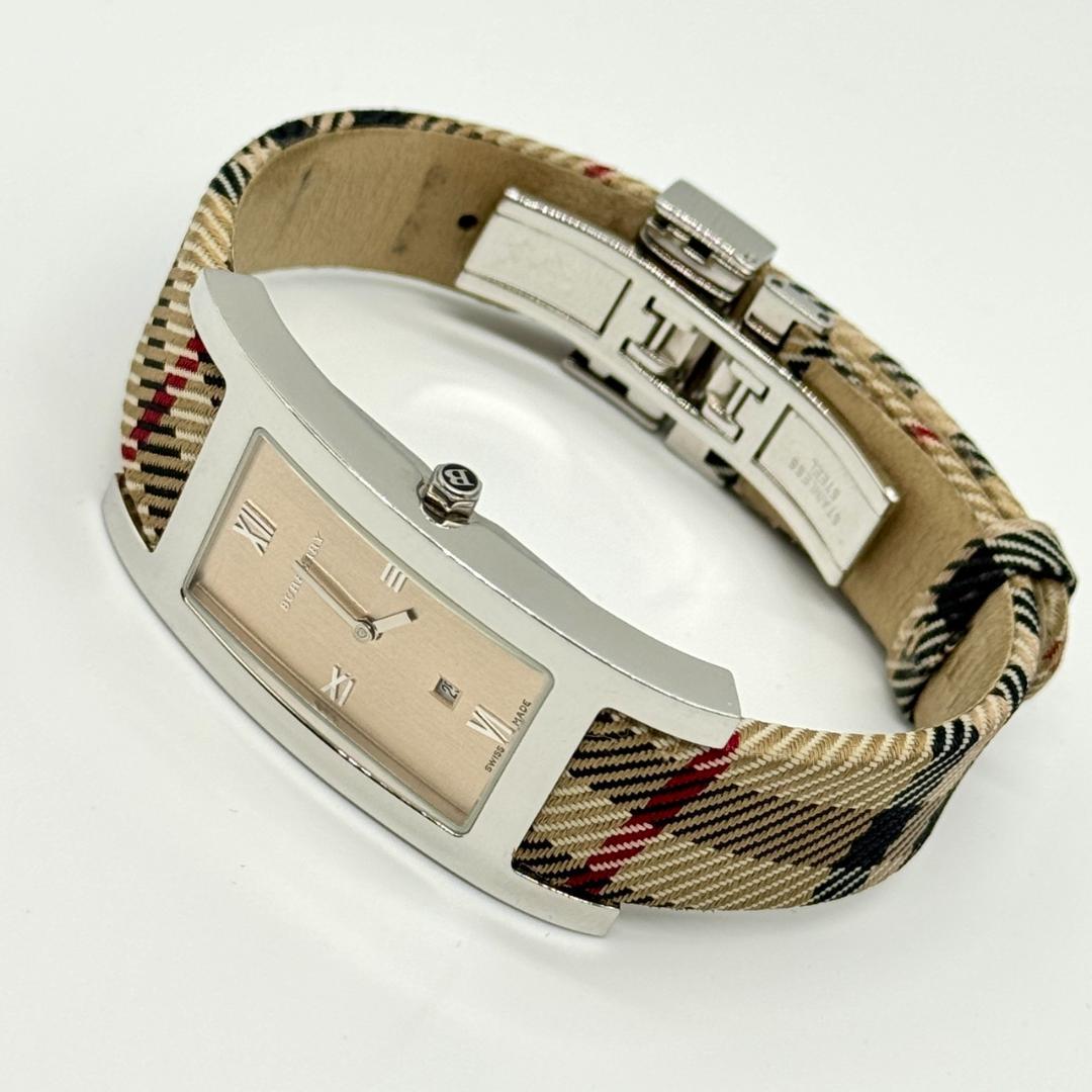 稼働品 Burberry バーバリー 腕時計 デイト ノバチェック クォーツ