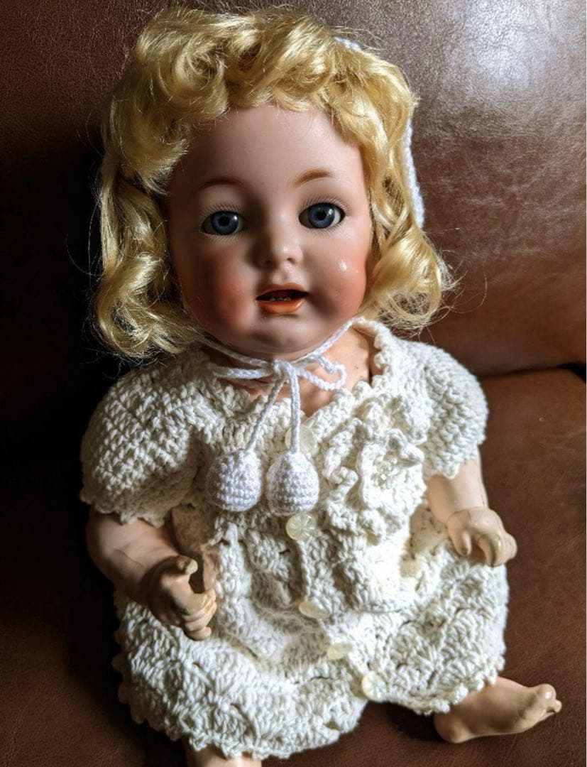 S&H122 上下歯・舌有りのレアベビービスクドール