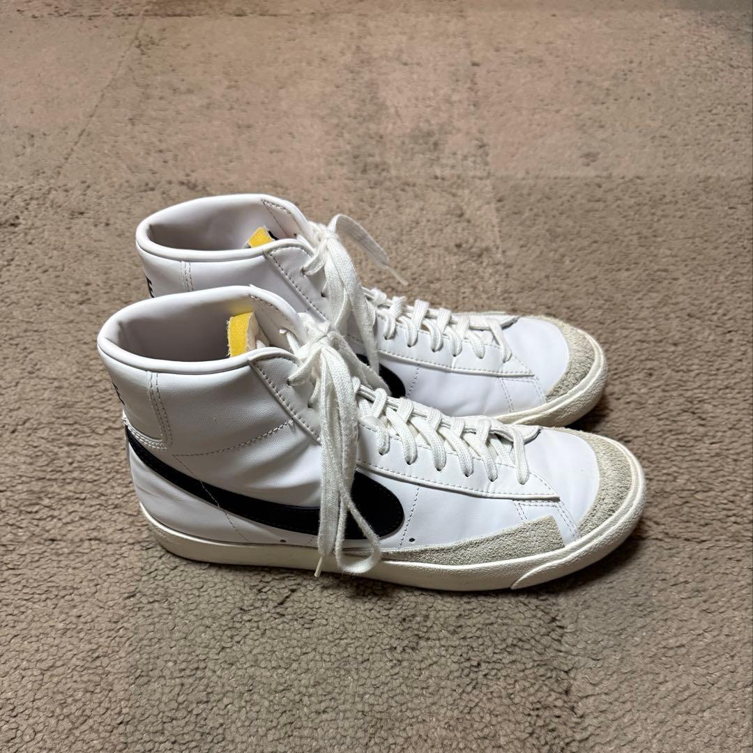 NIKE BLAZER ナイキ　ブレーザ　ハイカット