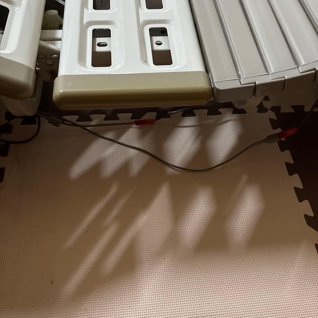 パラマウントベッド 電動介護ベッド　送料込み 9／21までの出品