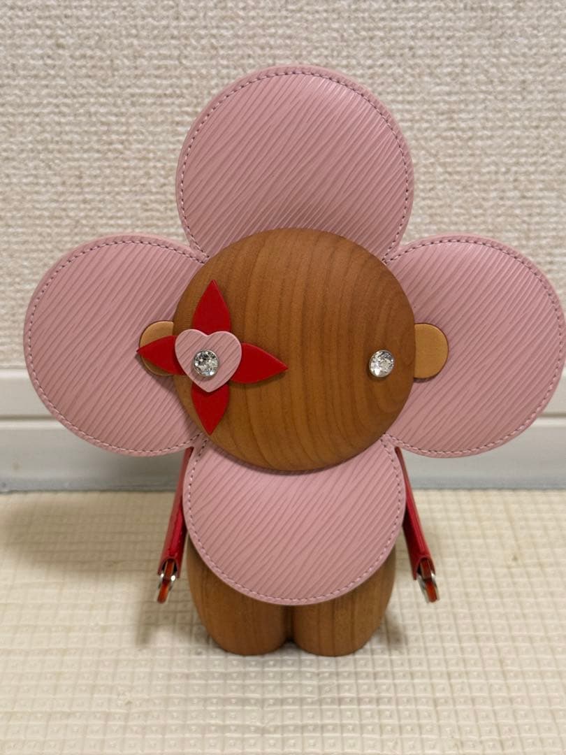 ルイヴィトン ヴィヴィエンヌ置物