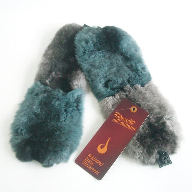 未使用 チンチラ マフラー ファーカフス&ティペット 襟巻き 2WAYタイプ