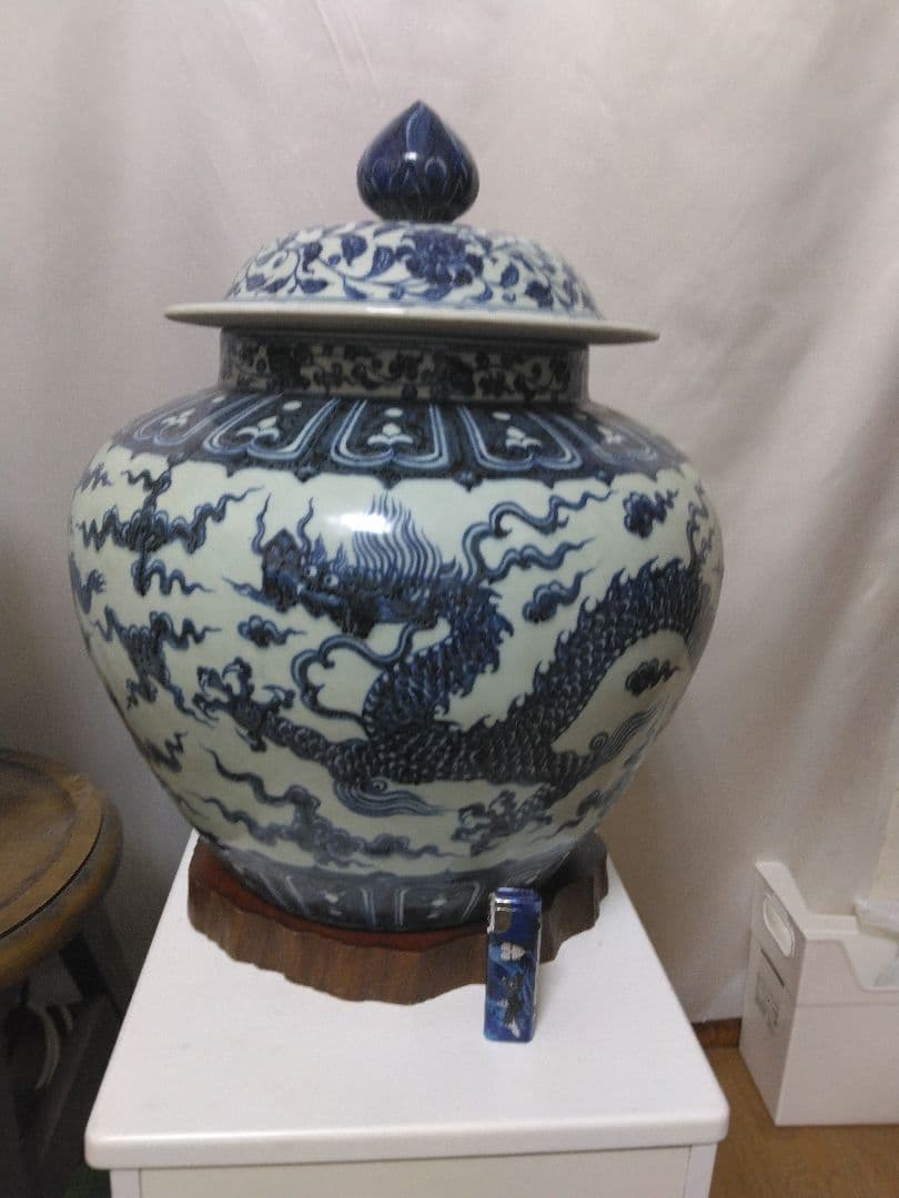 中国美術青花竜紋大壺