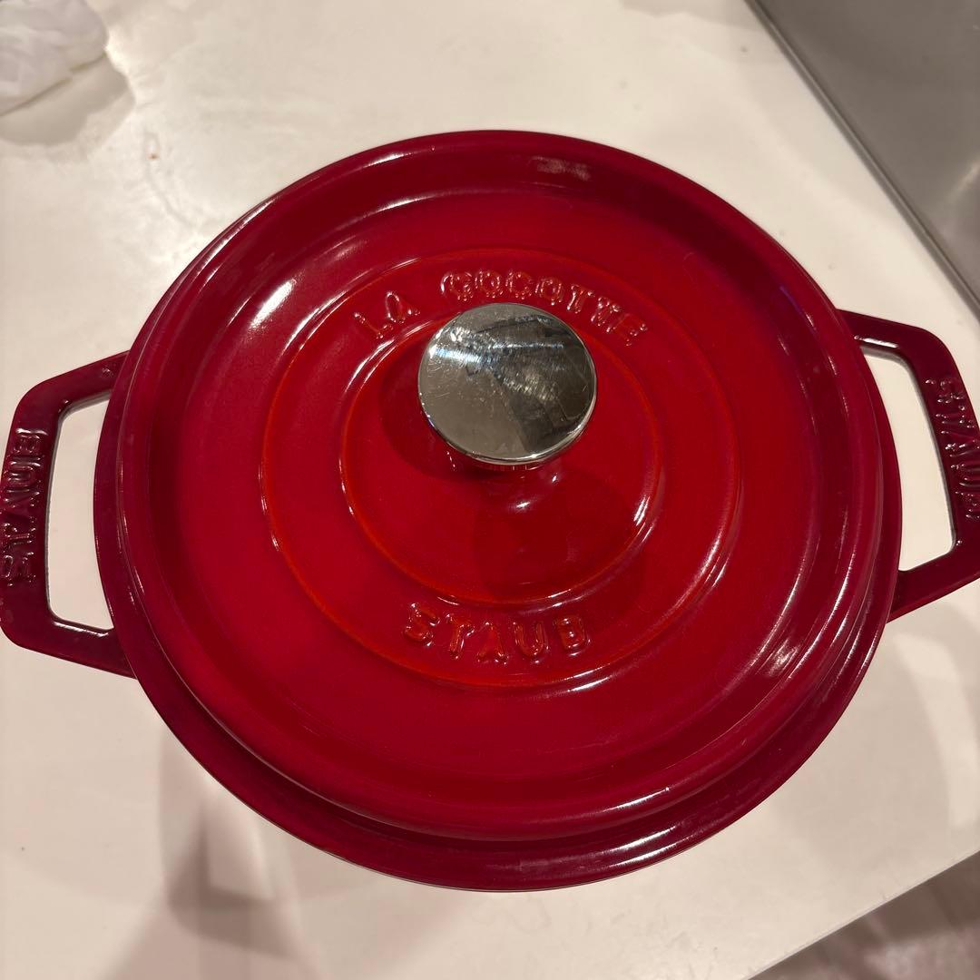 STAUB 赤 ココット　ココットラウンドチェリー　両手鍋 18cm　ほうろう