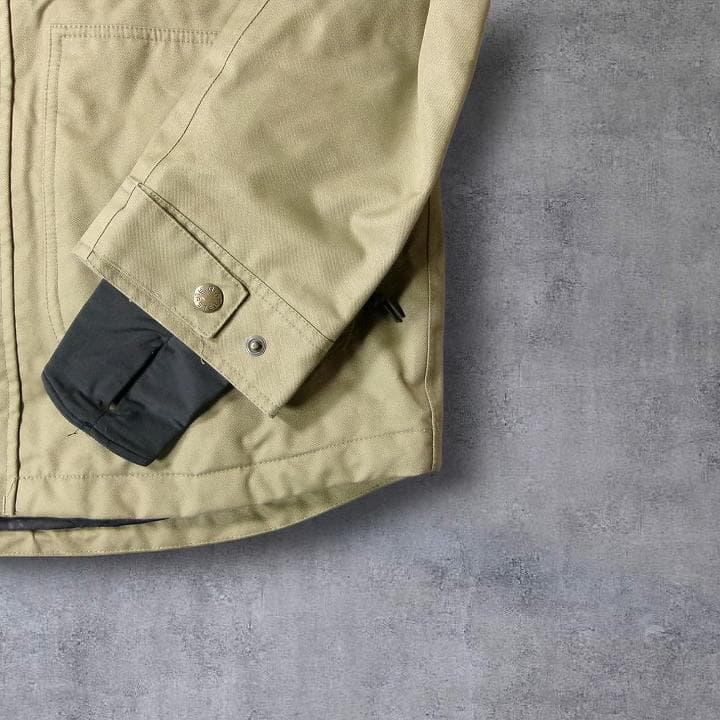 [美品]AIRBLASTER カーハートロゴ スノボジャケット